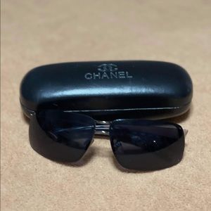 Chanel sunglasses w/ case
